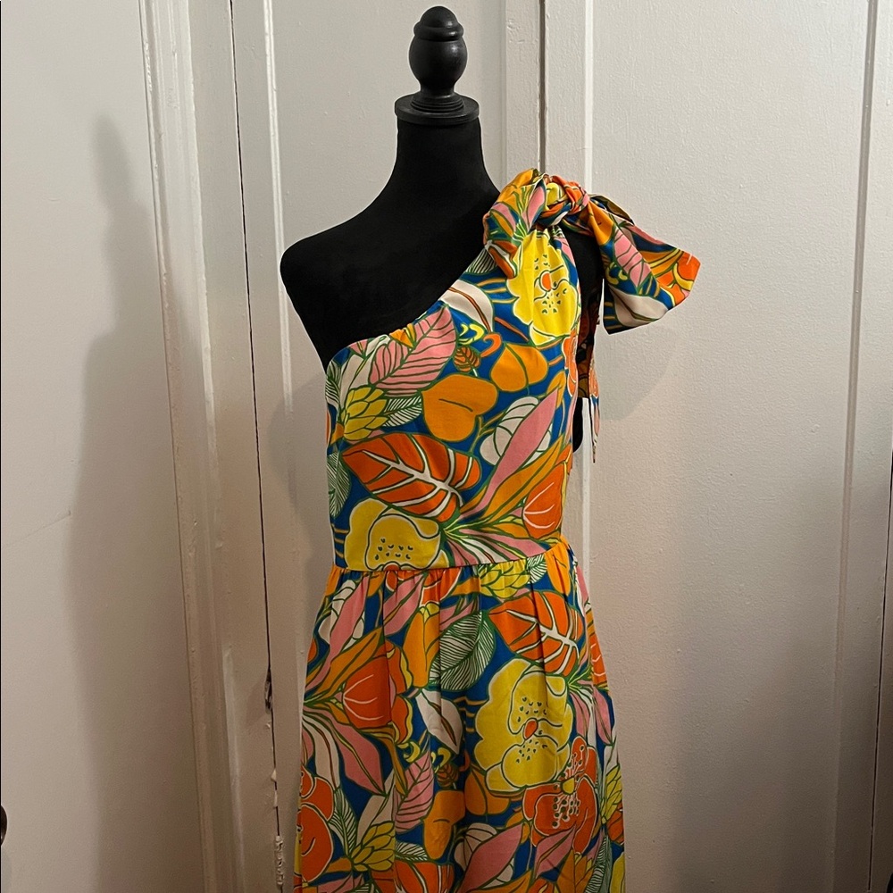 J.Crew one-shoulder silk midi dress in a tropical floral print - Picture 4 of 17